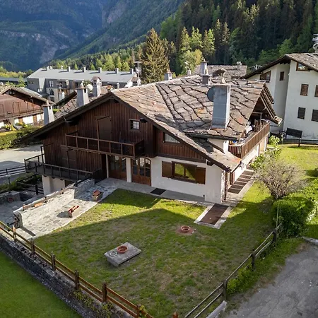 Family Steps From Lifts - Happy Appartamento Courmayeur