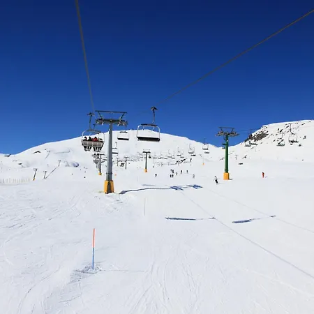 Appartamento Family Steps From Lifts - Happy